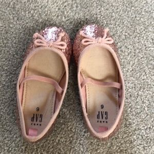 Toddler sparkle shoes